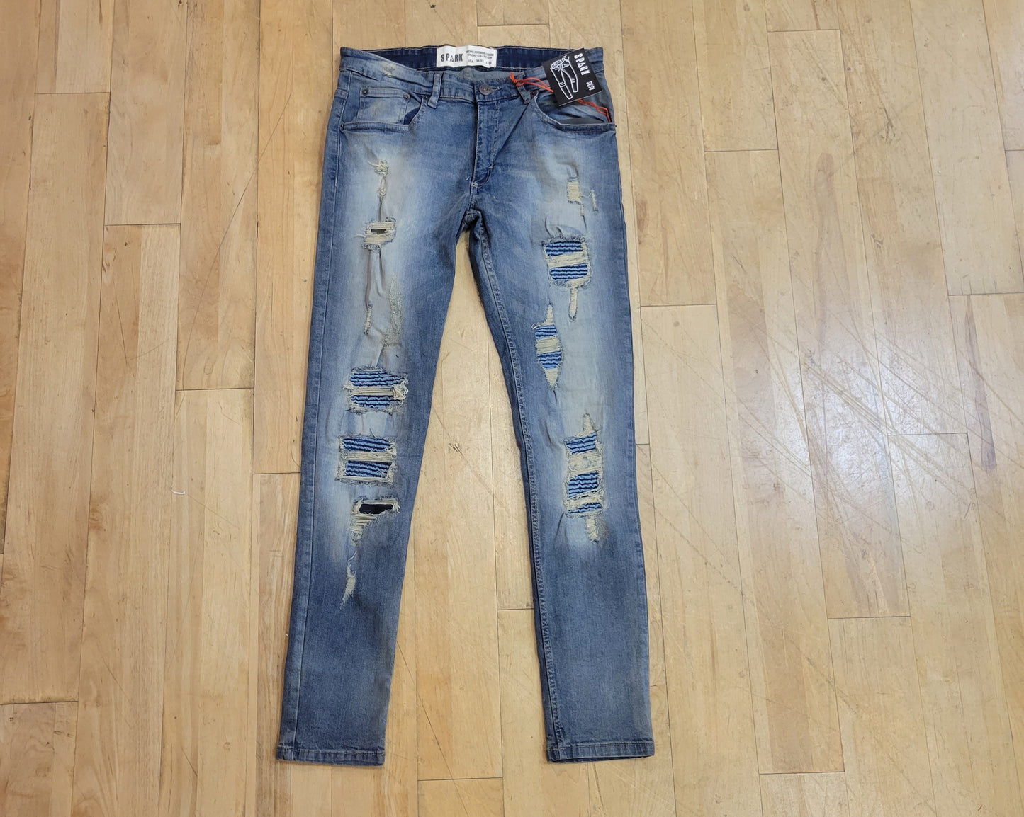 Patched destressed Jeans